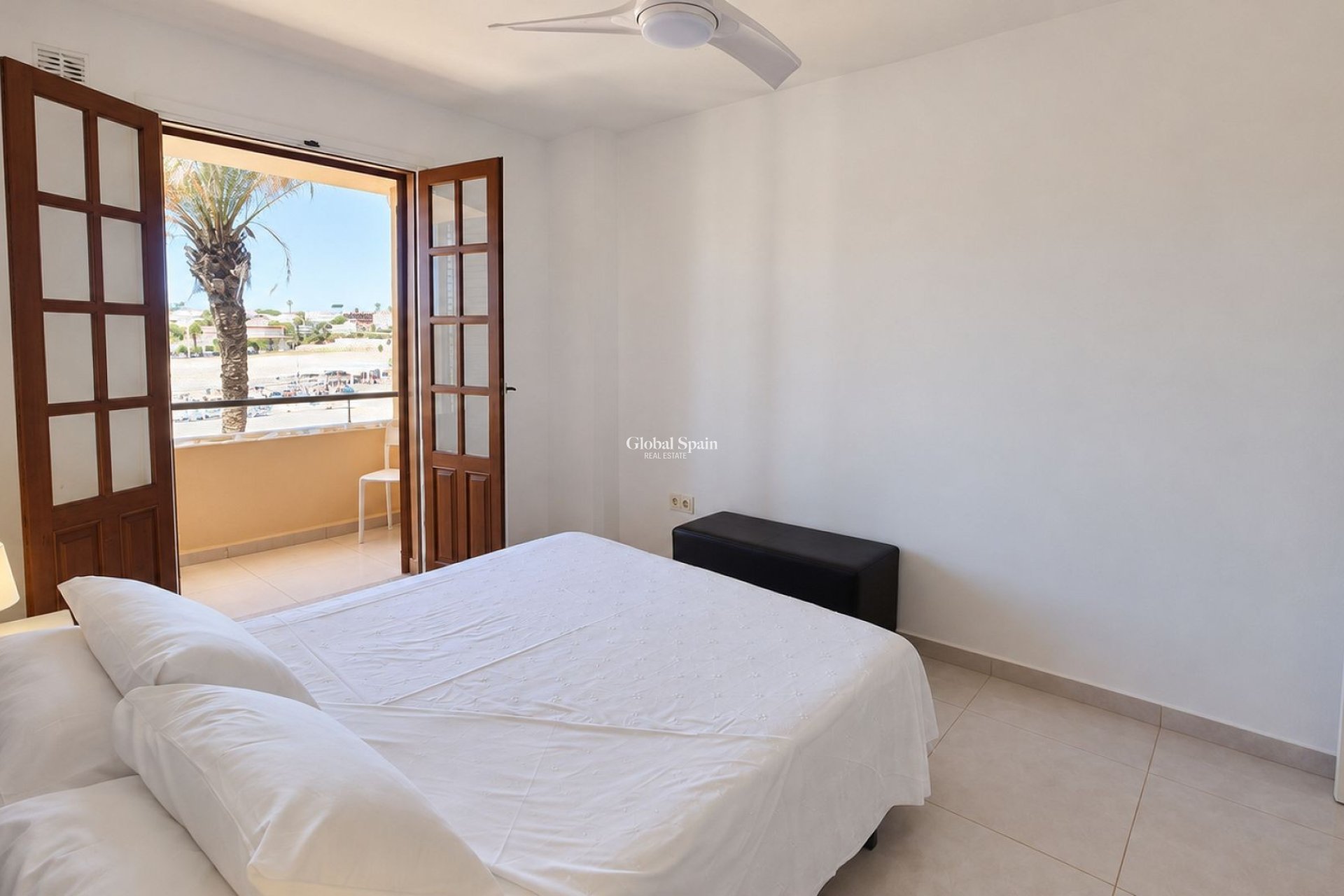 Revente - APPARTEMENT -
ORIHUELA COSTA - Costa Blanca