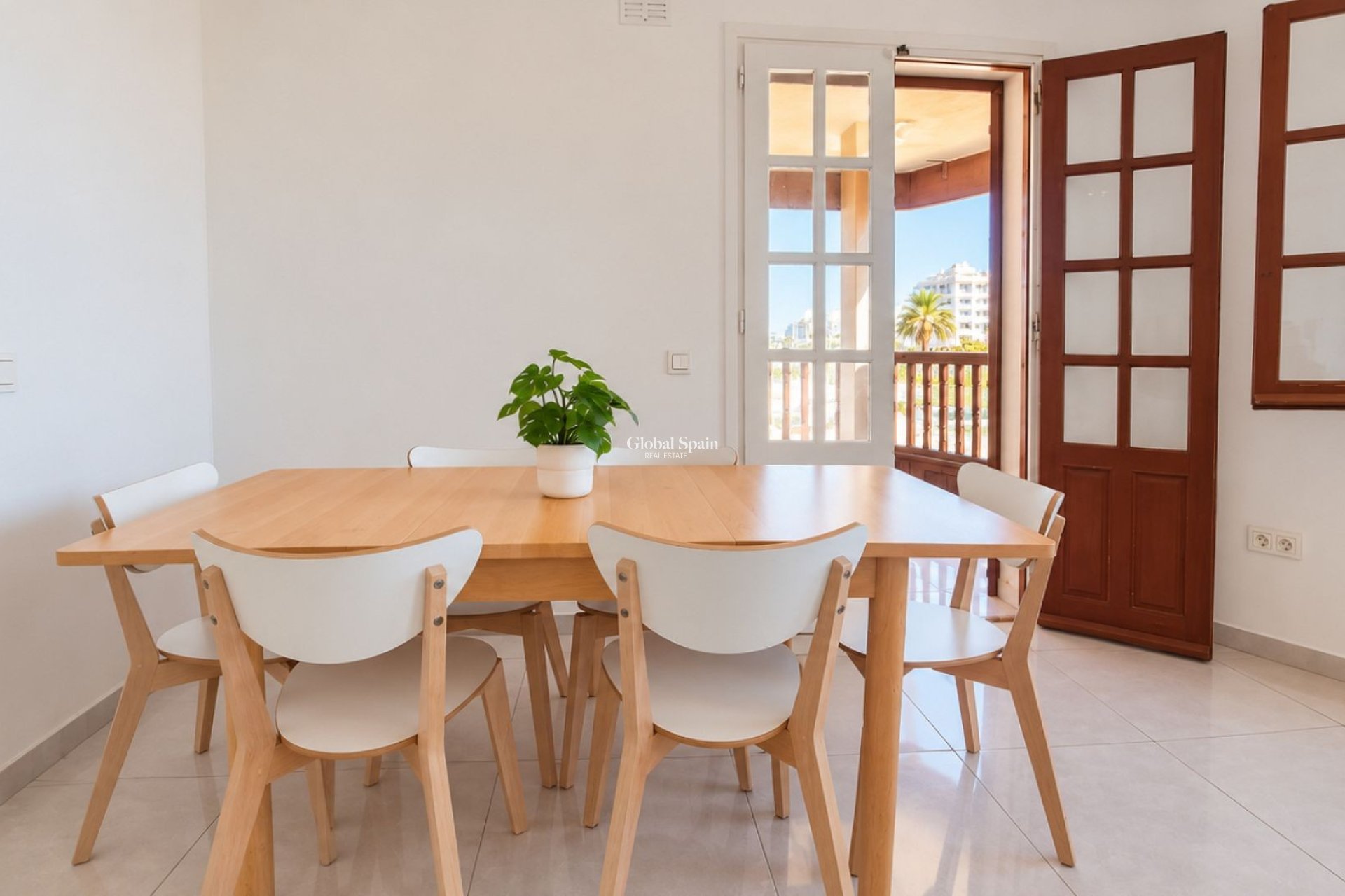 Revente - APPARTEMENT -
ORIHUELA COSTA - Costa Blanca