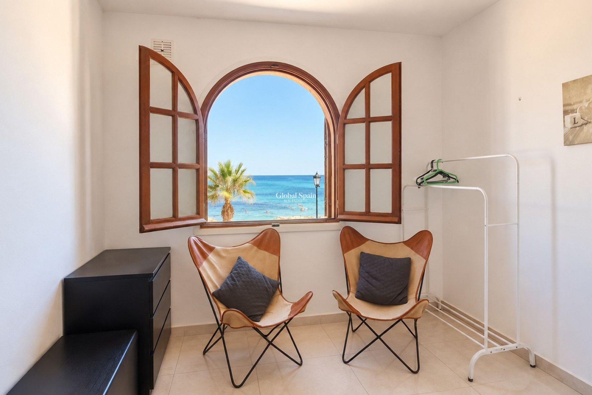 Revente - APPARTEMENT -
ORIHUELA COSTA - Costa Blanca
