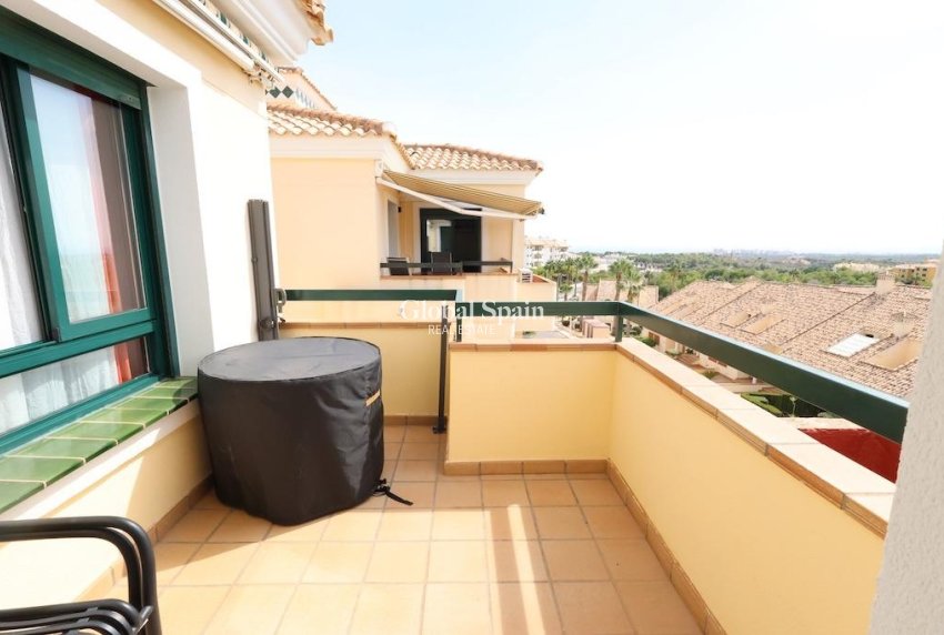 Revente - APPARTEMENT -
ORIHUELA COSTA - Costa Blanca