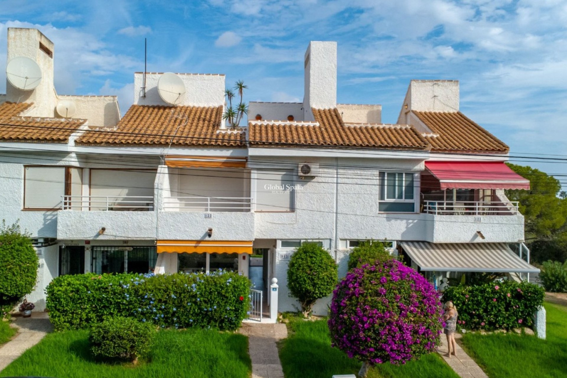 Revente - APPARTEMENT -
ORIHUELA COSTA - Costa Blanca