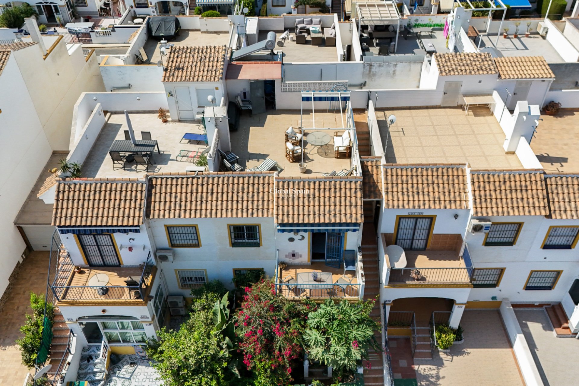 Revente - APPARTEMENT -
ORIHUELA COSTA - Costa Blanca