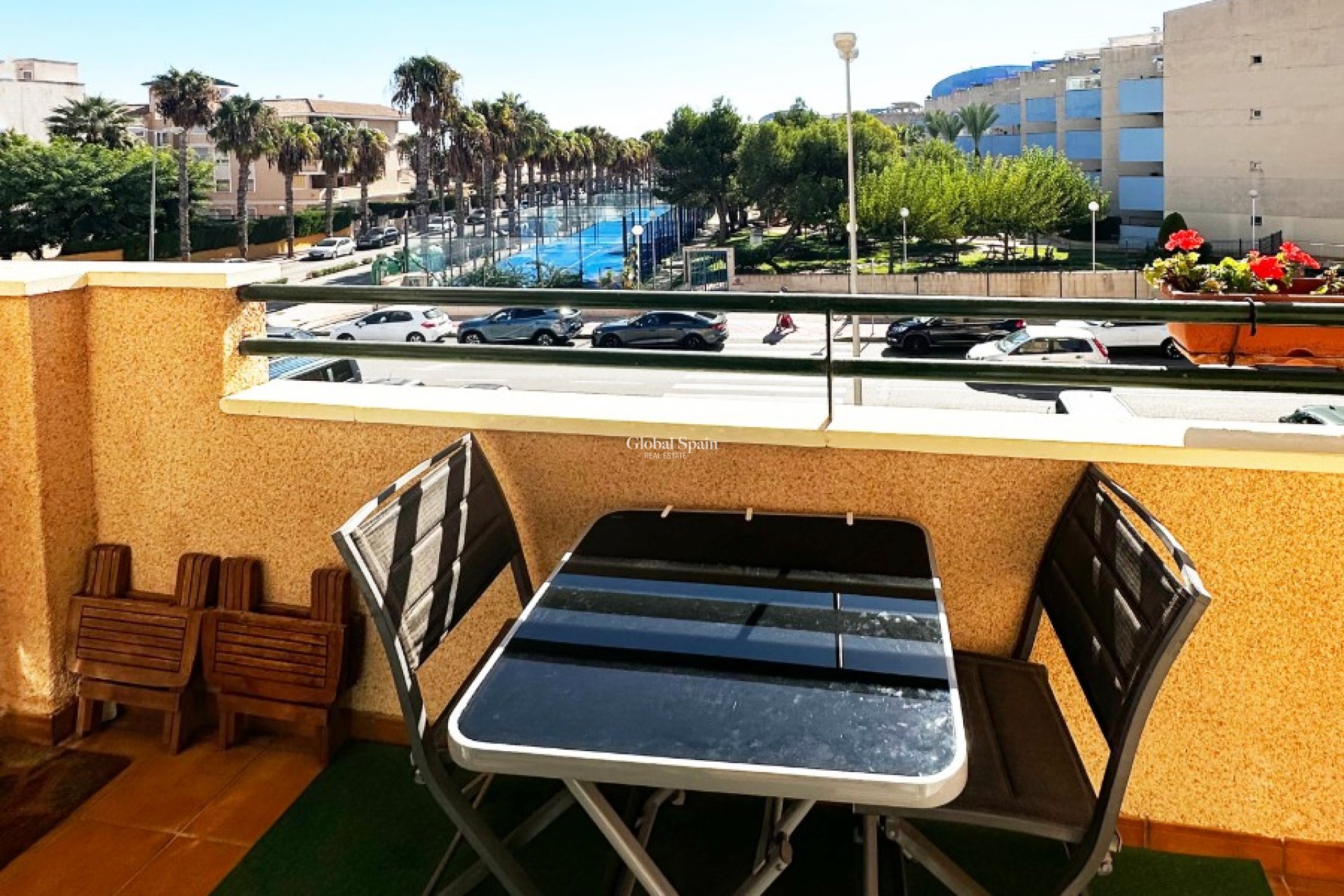 Revente - APPARTEMENT -
ORIHUELA COSTA - Costa Blanca