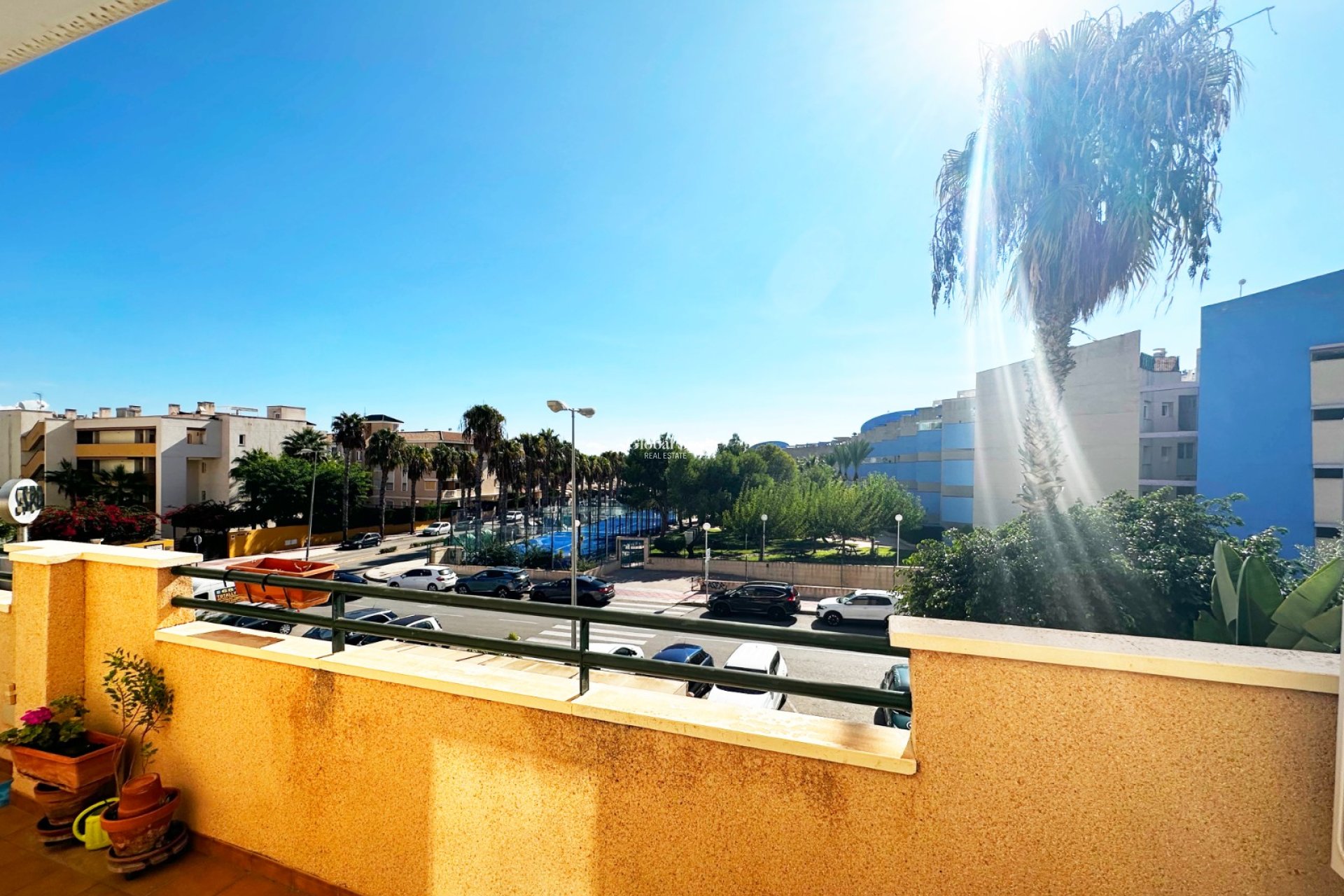 Revente - APPARTEMENT -
ORIHUELA COSTA - Costa Blanca