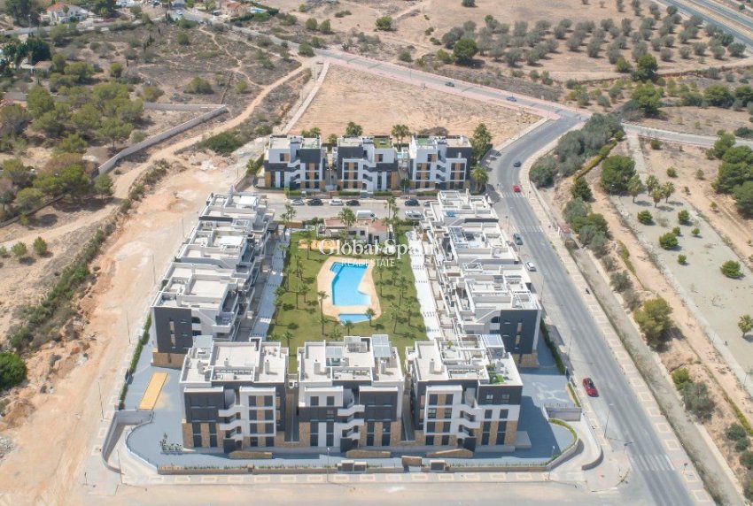 Revente - APPARTEMENT -
ORIHUELA COSTA - Costa Blanca