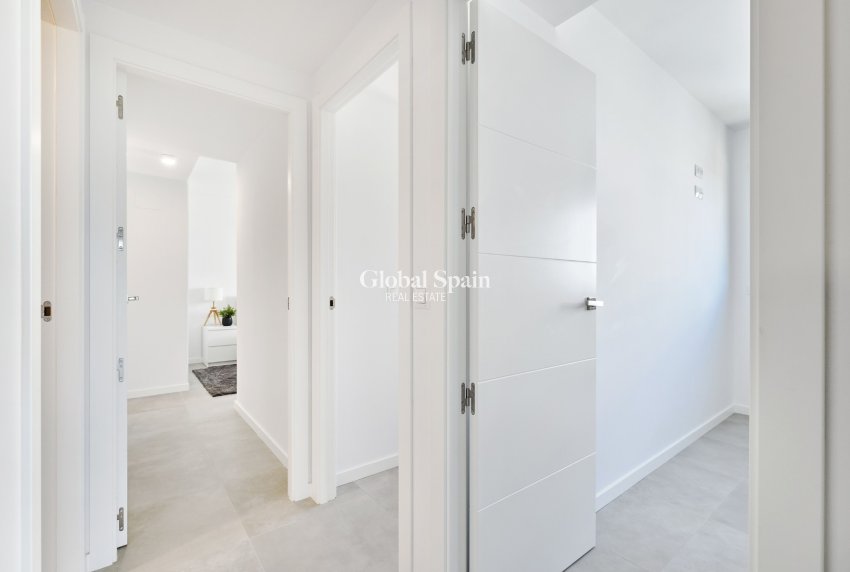 Revente - APPARTEMENT -
ORIHUELA COSTA - DEHESA DE CAMPOAMOR