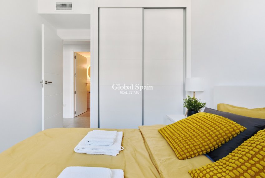 Revente - APPARTEMENT -
ORIHUELA COSTA - DEHESA DE CAMPOAMOR