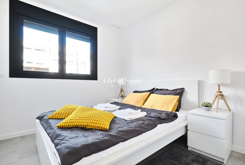 Revente - APPARTEMENT -
ORIHUELA COSTA - DEHESA DE CAMPOAMOR