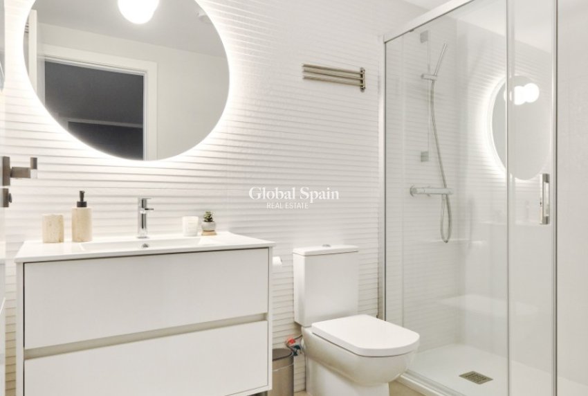 Revente - APPARTEMENT -
ORIHUELA COSTA - DEHESA DE CAMPOAMOR