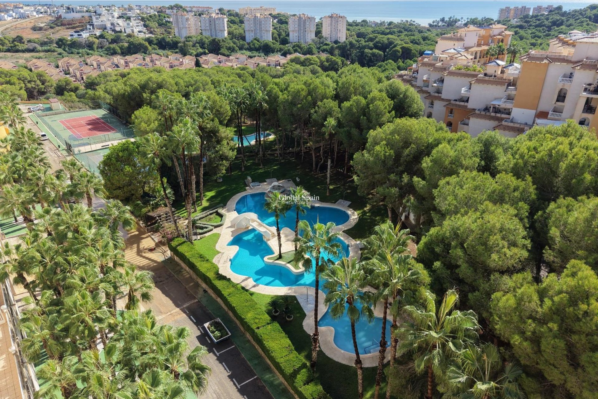 Revente - APPARTEMENT -
ORIHUELA COSTA - Dehesa de Campoamor