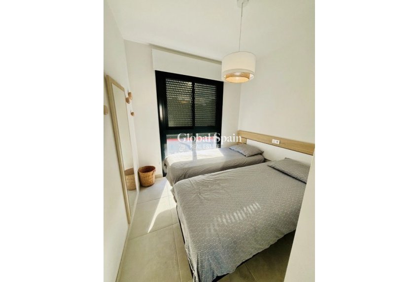 Revente - APPARTEMENT -
ORIHUELA COSTA - Inland