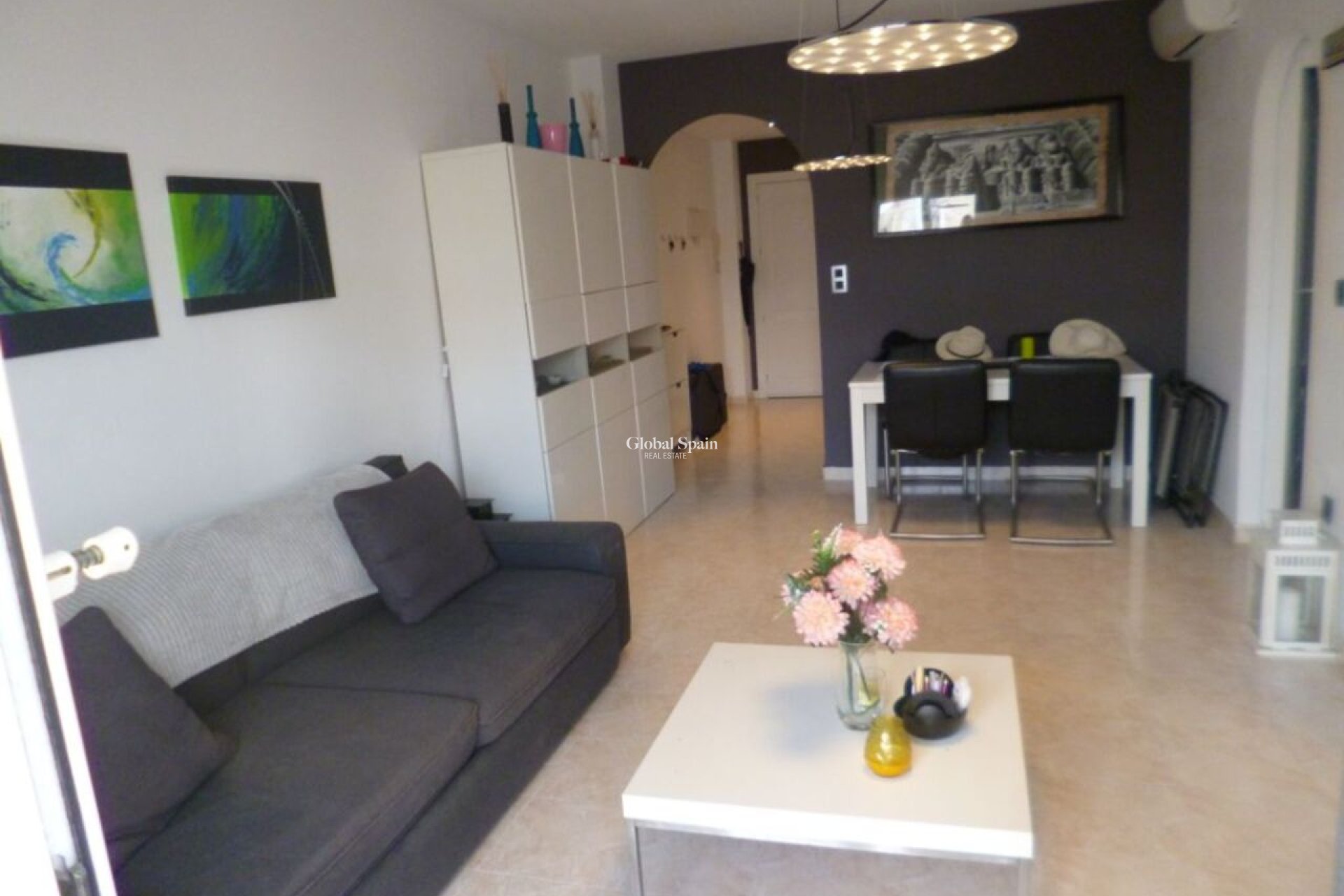 Revente - APPARTEMENT -
ORIHUELA COSTA - Inland
