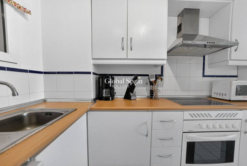 Revente - APPARTEMENT -
ORIHUELA COSTA - La Calma