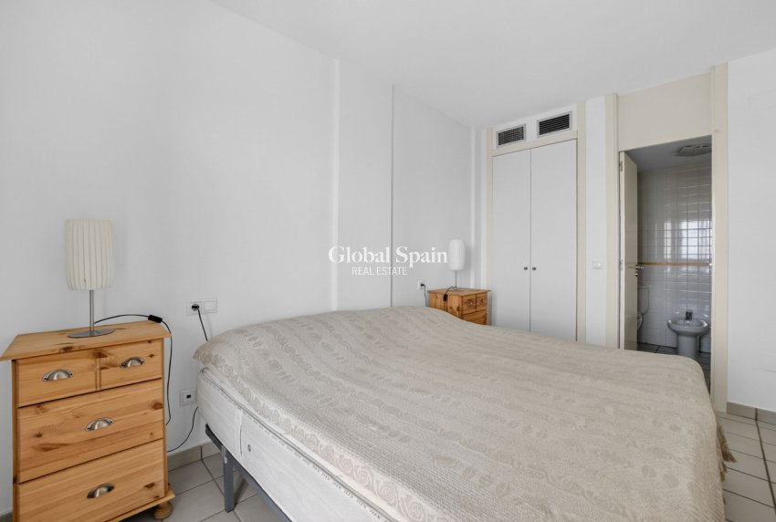 Revente - APPARTEMENT -
ORIHUELA COSTA - La Calma