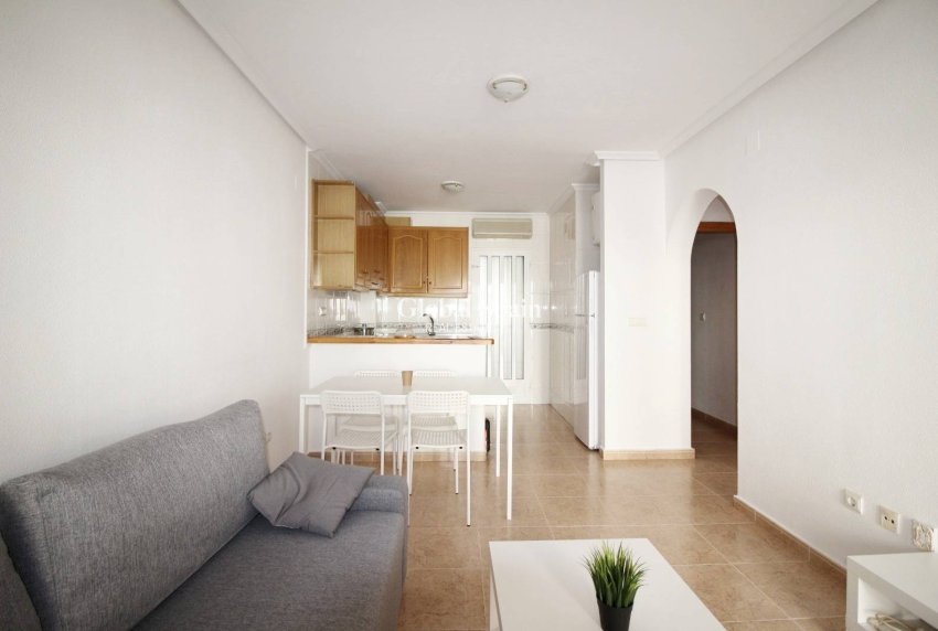 Revente - APPARTEMENT -
ORIHUELA COSTA - La Florida