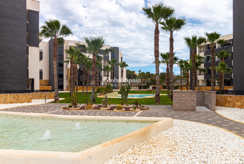 Revente - Appartement -
ORIHUELA COSTA - La Florida