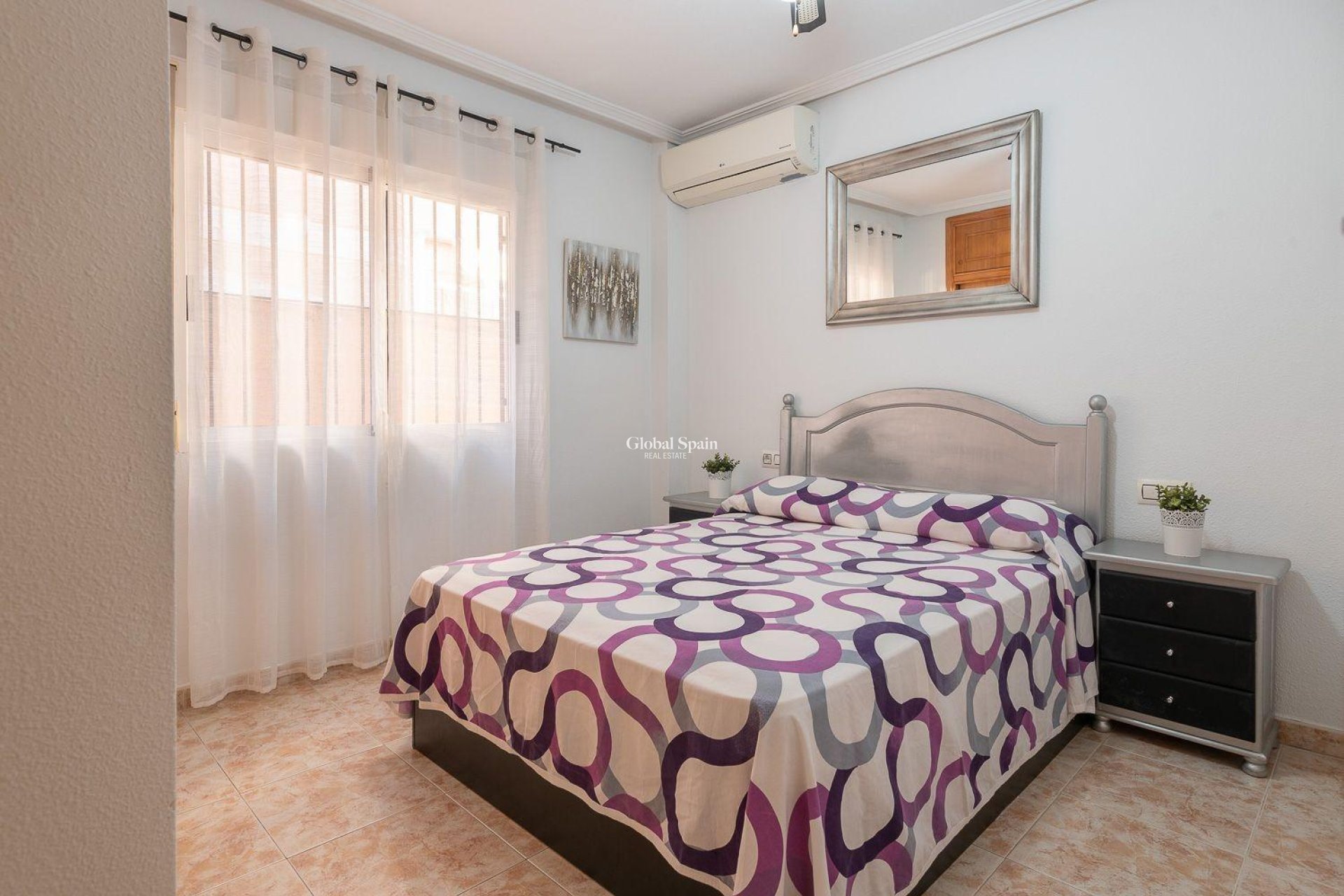 Revente - APPARTEMENT -
ORIHUELA COSTA - La Regia