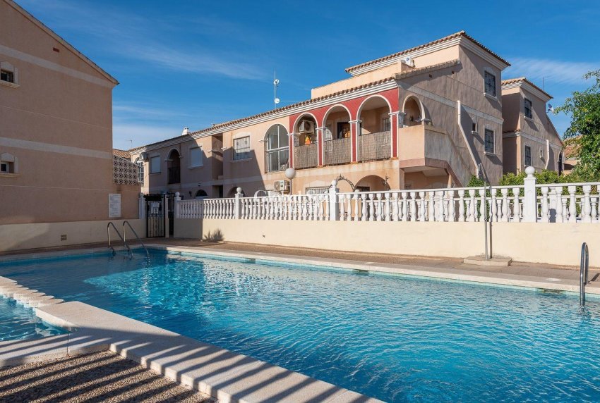 Revente - APPARTEMENT -
ORIHUELA COSTA - La Regia