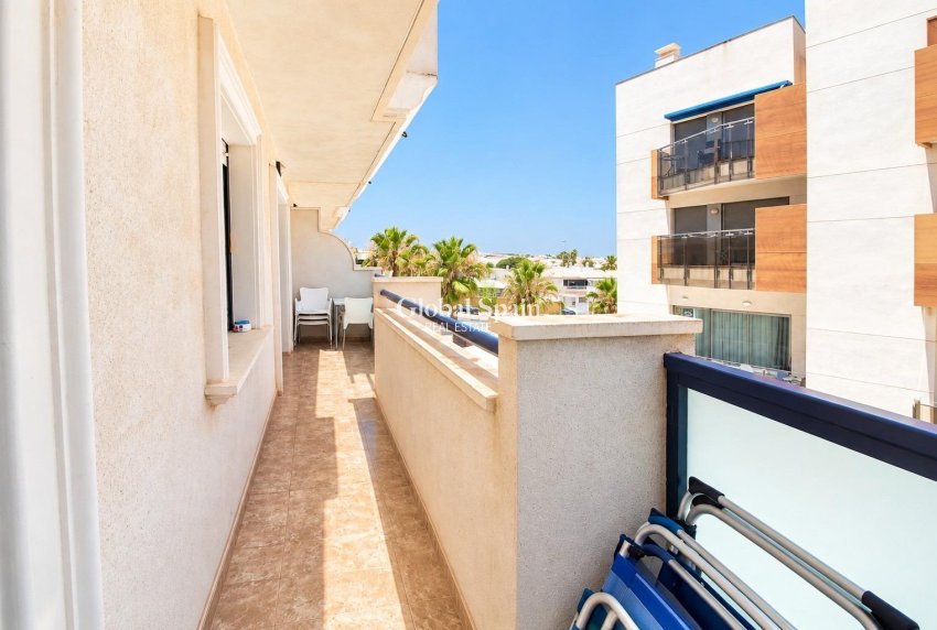Revente - APPARTEMENT -
ORIHUELA COSTA - La Regia