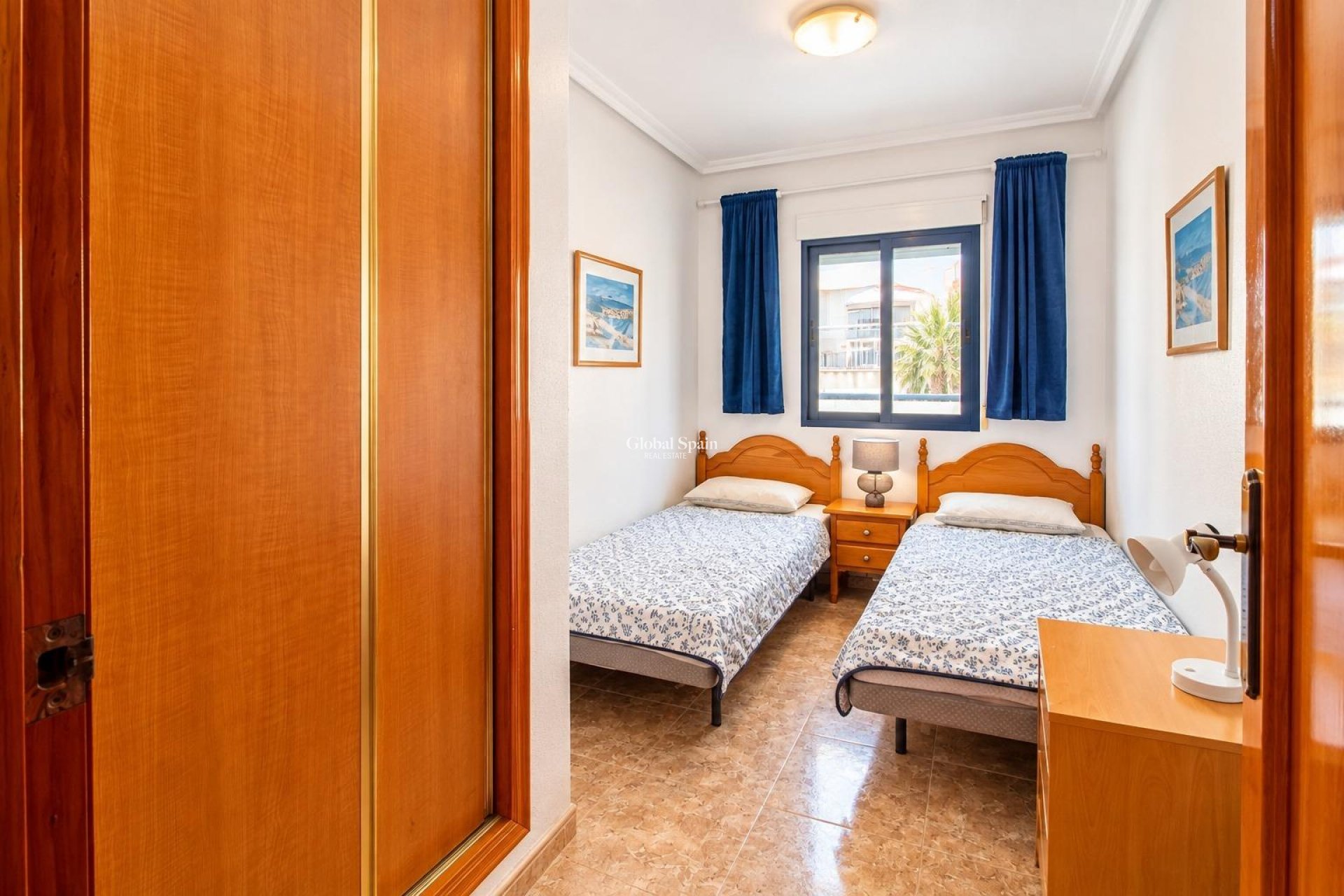 Revente - APPARTEMENT -
ORIHUELA COSTA - La Regia