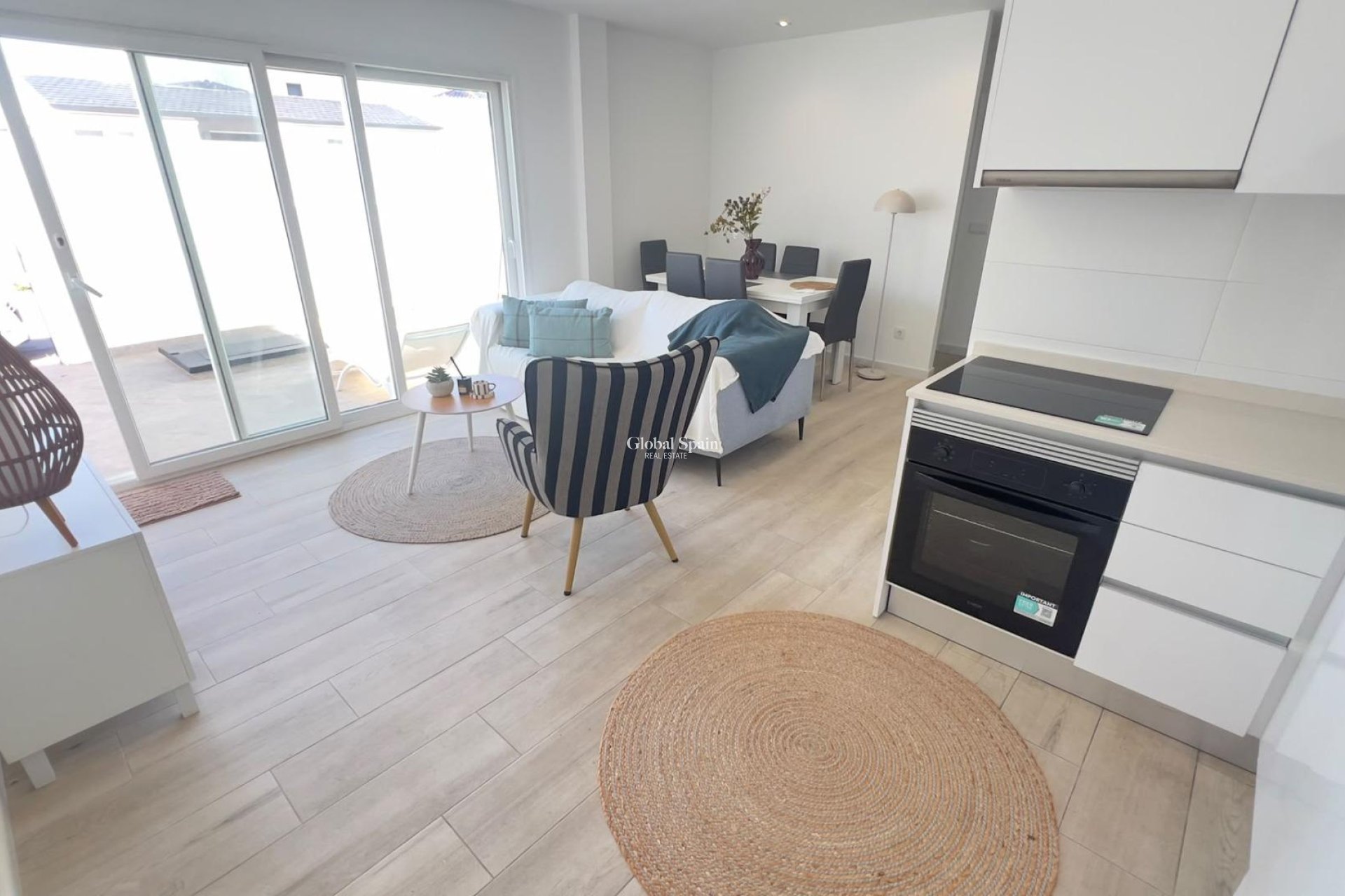 Revente - APPARTEMENT -
ORIHUELA COSTA - La Regia