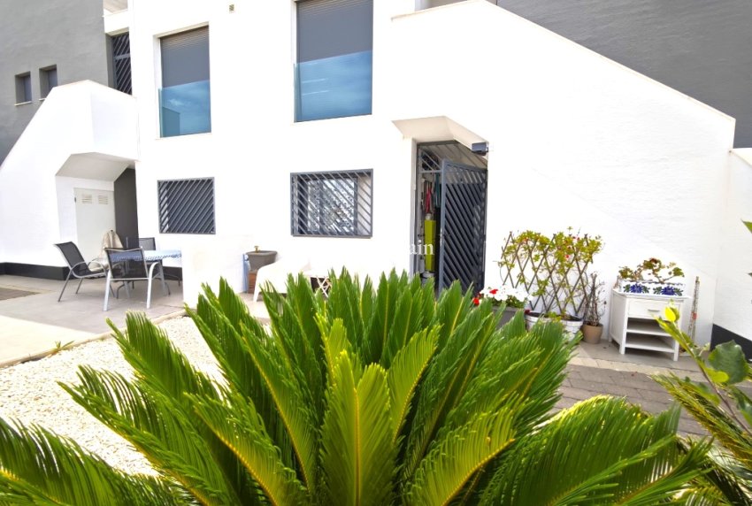 Revente - Appartement -
ORIHUELA COSTA - La Zenia