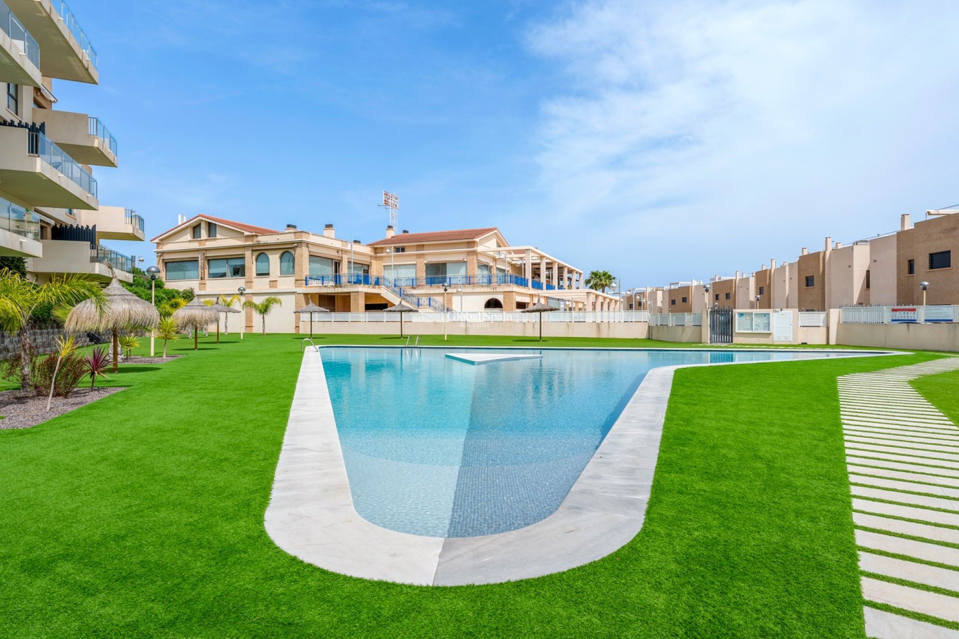 Revente - APPARTEMENT -
ORIHUELA COSTA - La Zenia