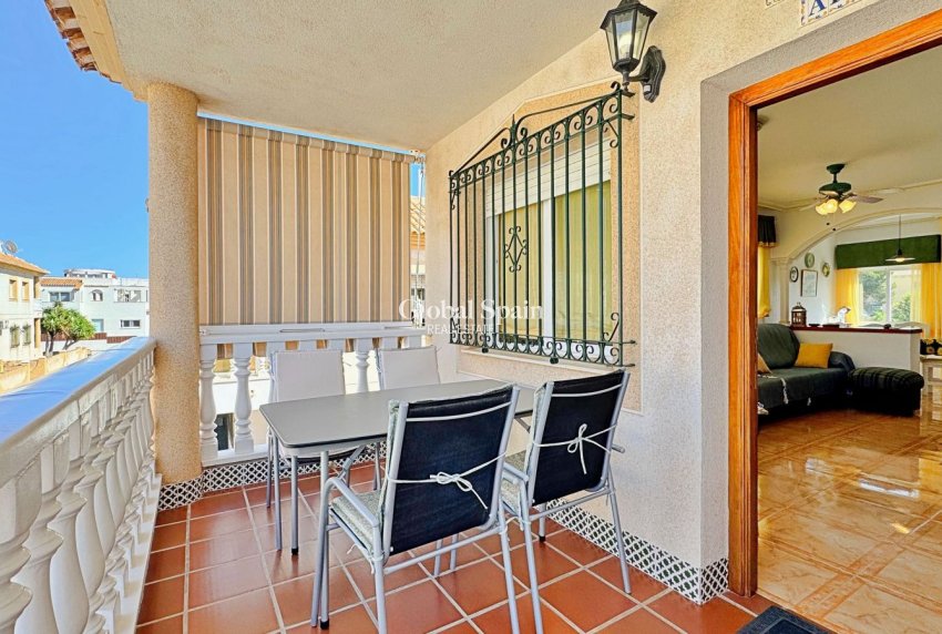 Revente - Appartement -
ORIHUELA COSTA - La Zenia