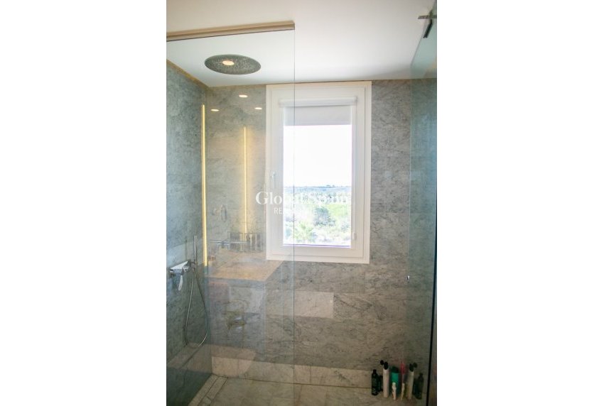 Revente - APPARTEMENT -
ORIHUELA COSTA - LAS COLINAS GOLF RESORT