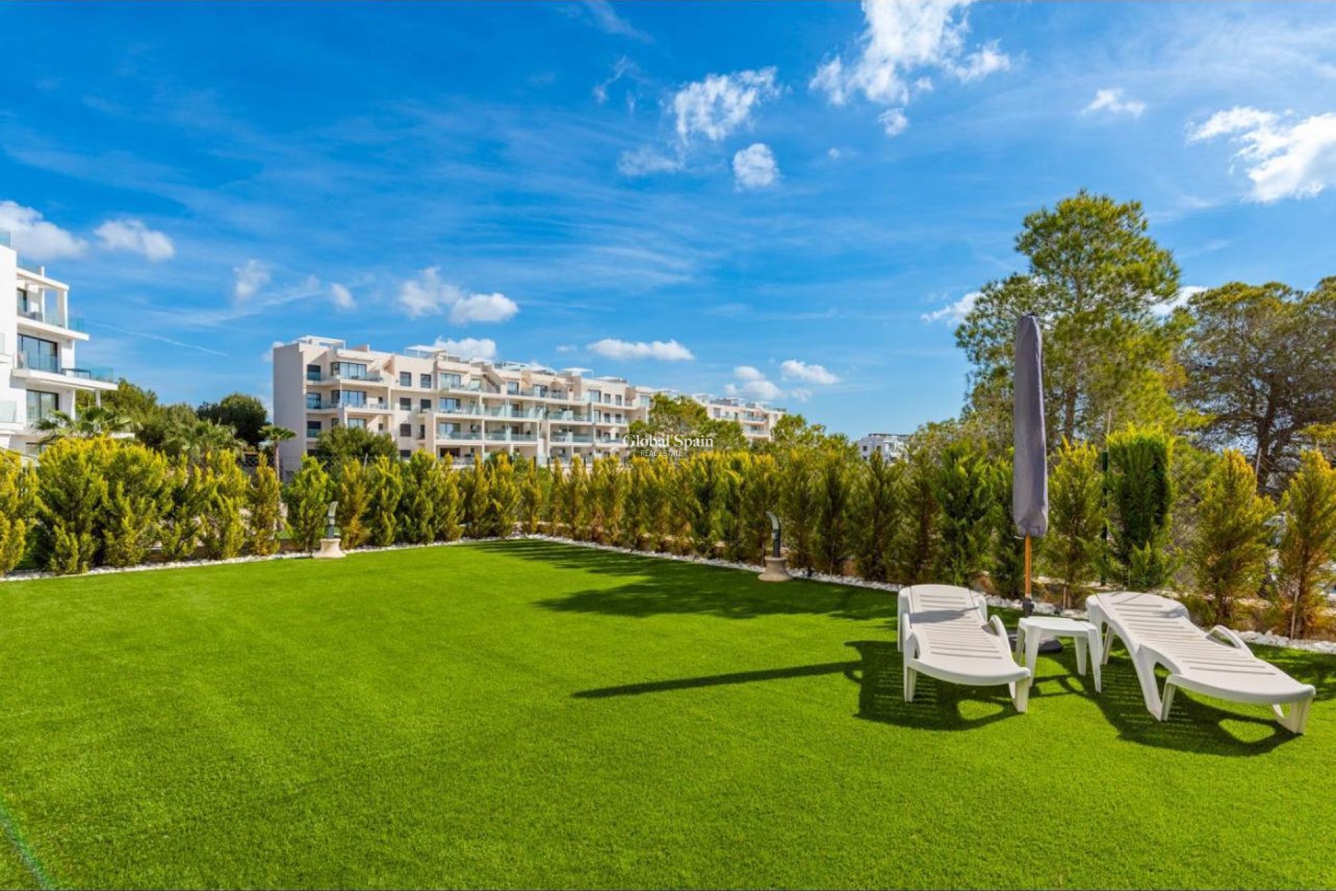 Revente - APPARTEMENT -
ORIHUELA COSTA - LAS COLINAS GOLF RESORT