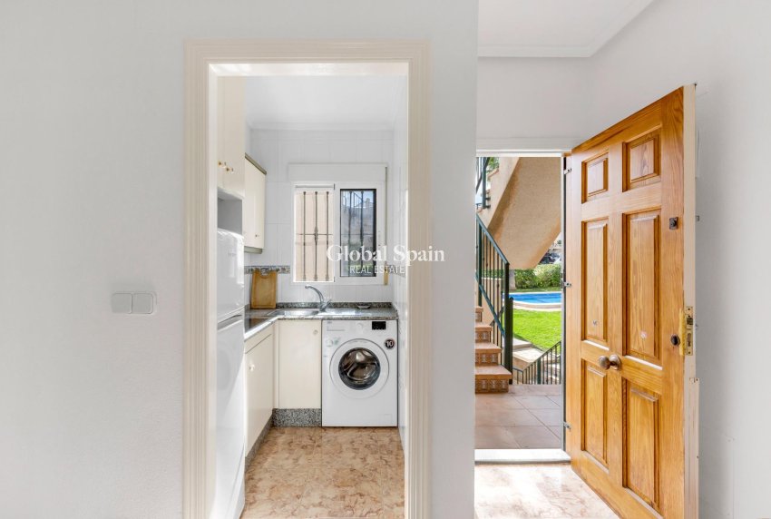 Revente - APPARTEMENT -
ORIHUELA COSTA - Las Filipinas