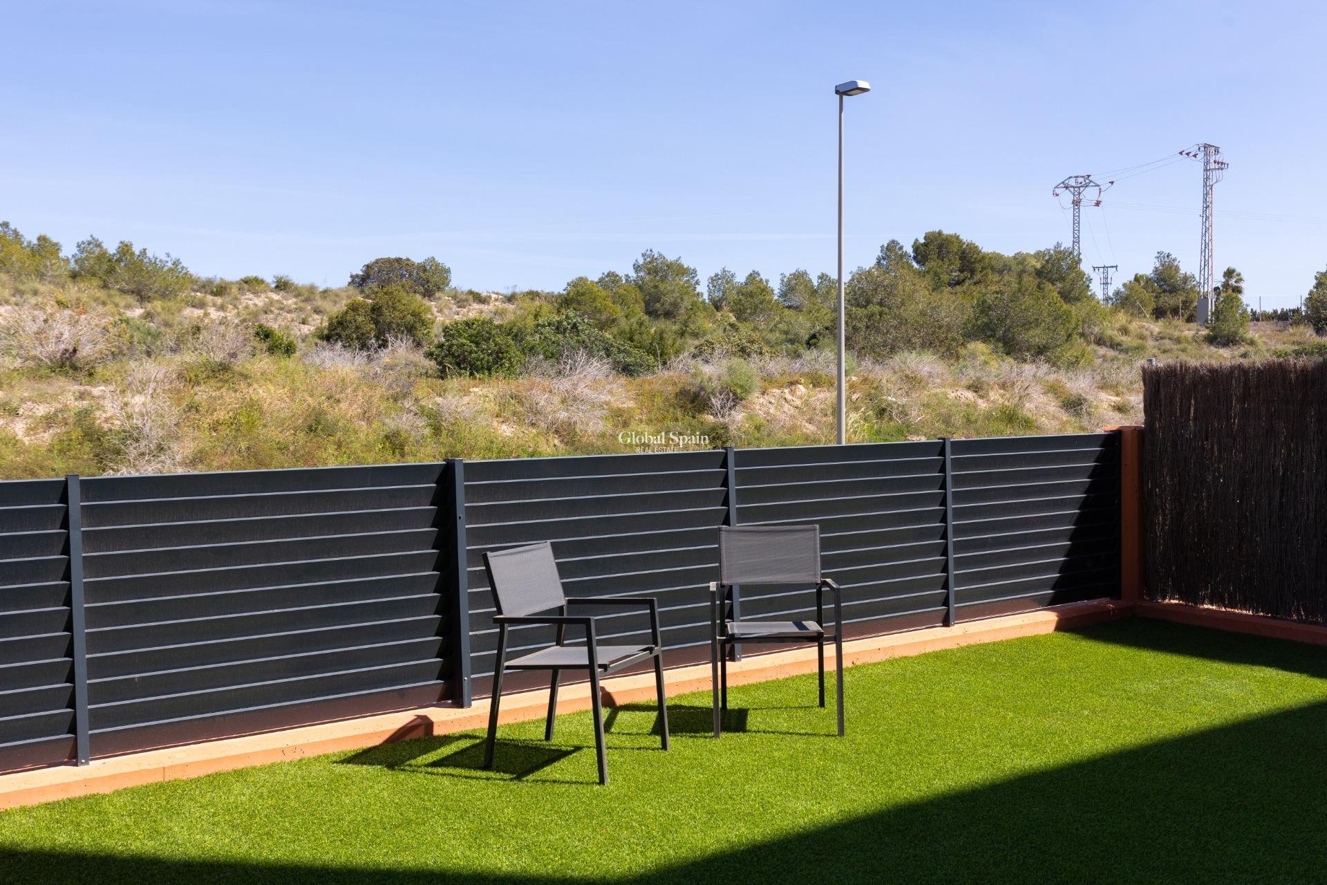 Revente - APPARTEMENT -
ORIHUELA COSTA - Las Filipinas