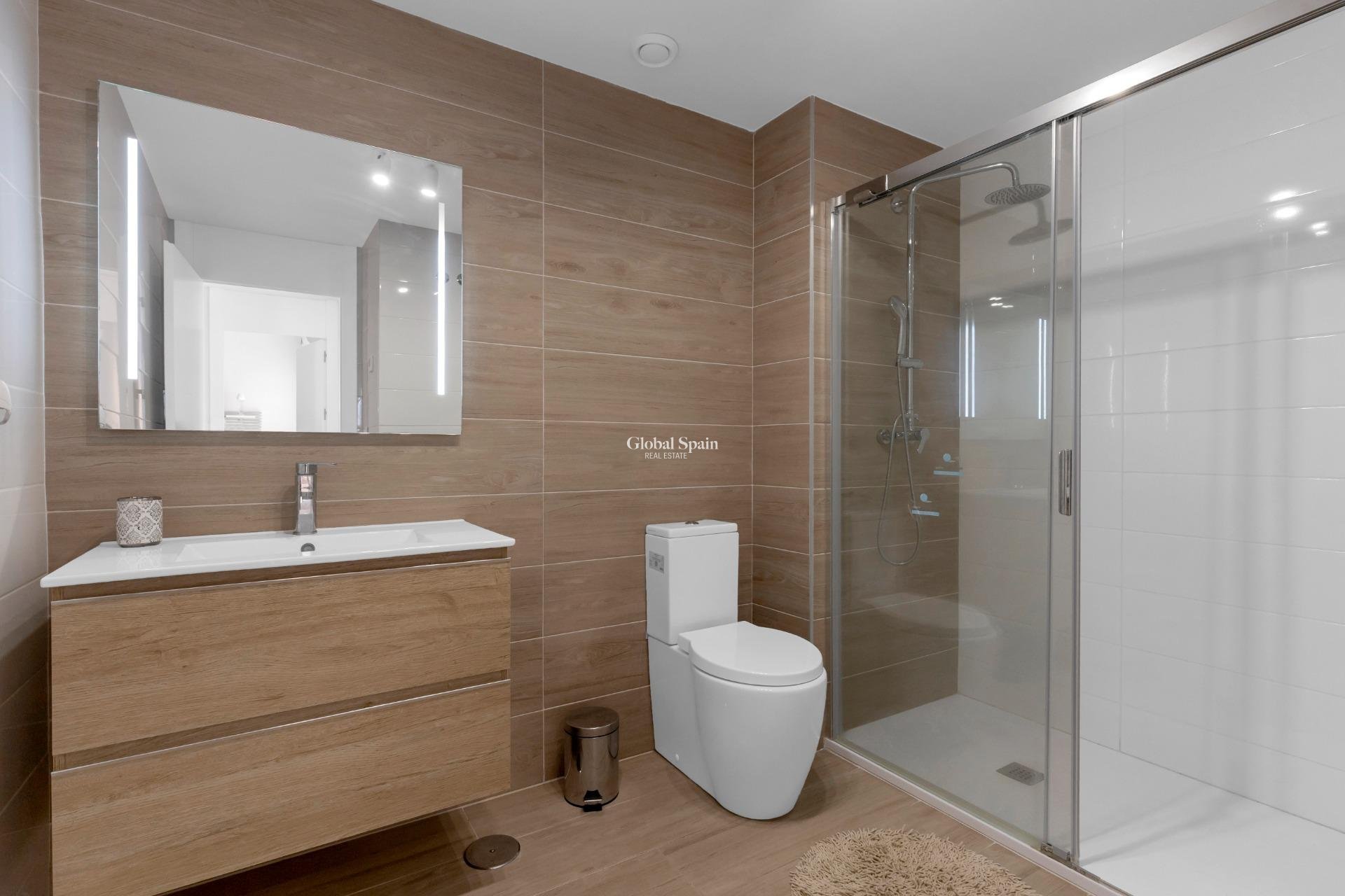 Revente - APPARTEMENT -
ORIHUELA COSTA - Las Filipinas