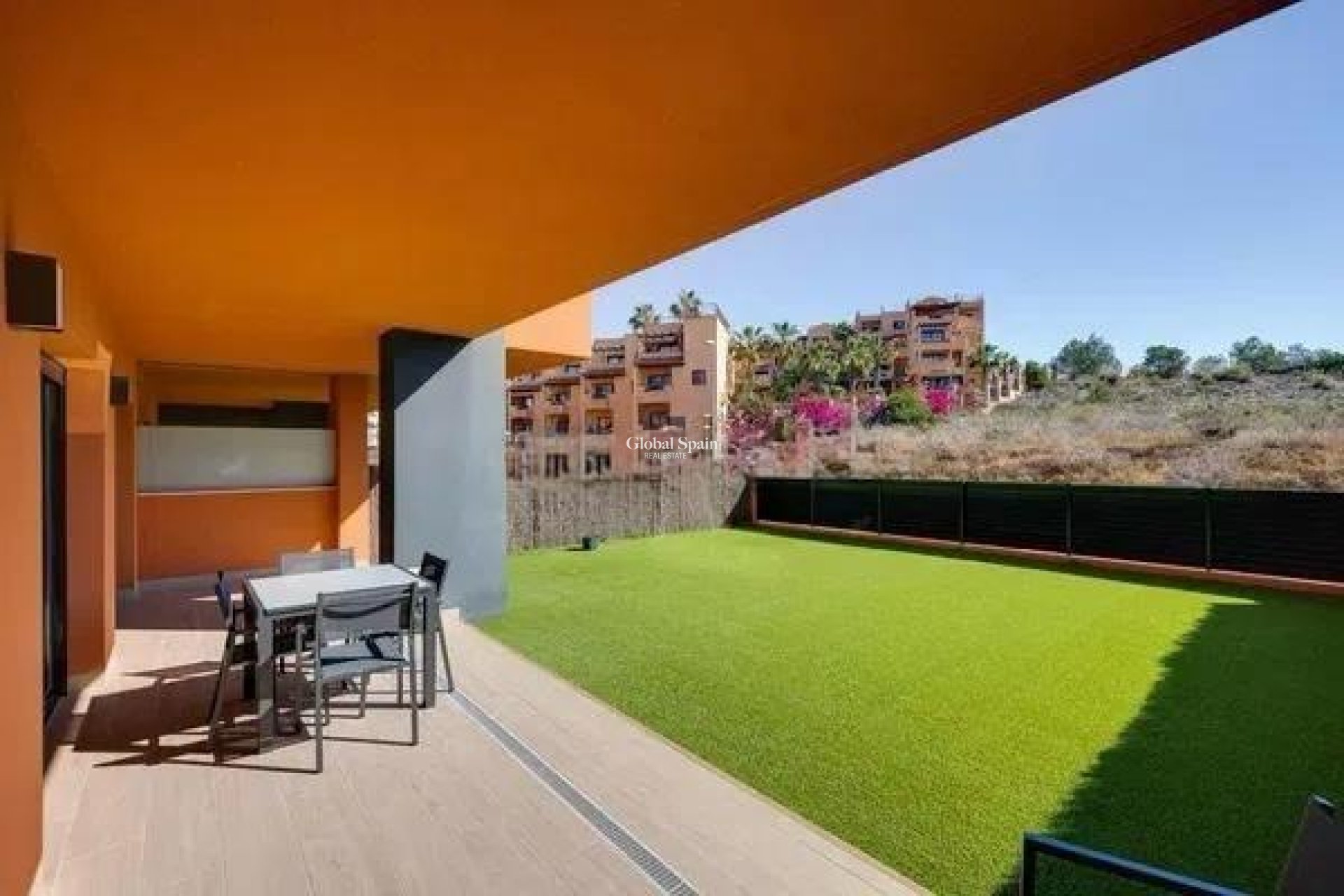Revente - APPARTEMENT -
ORIHUELA COSTA - Las Filipinas