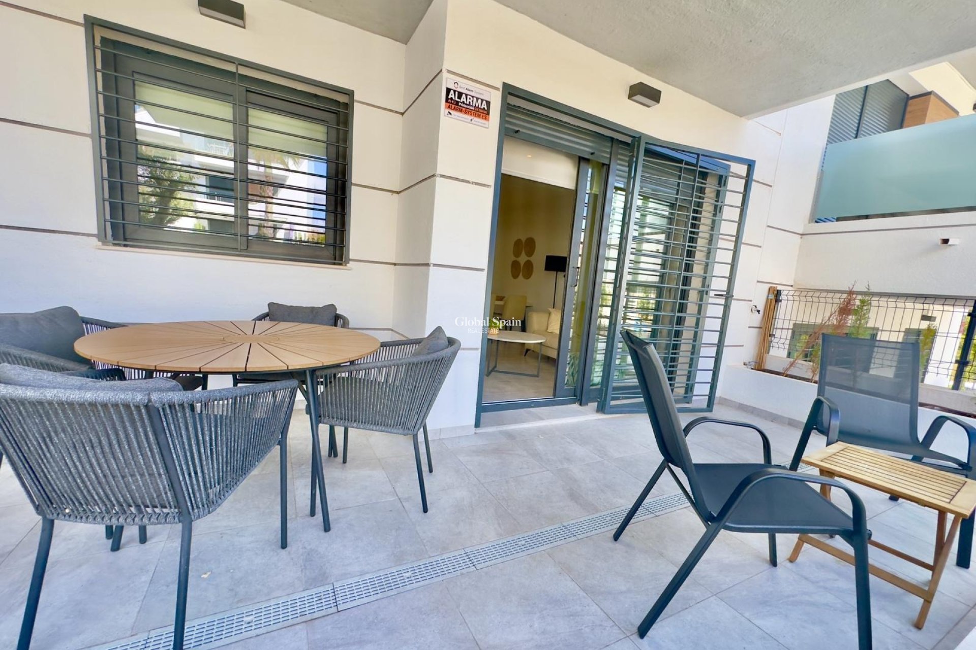 Revente - APPARTEMENT -
ORIHUELA COSTA - Las Filipinas
