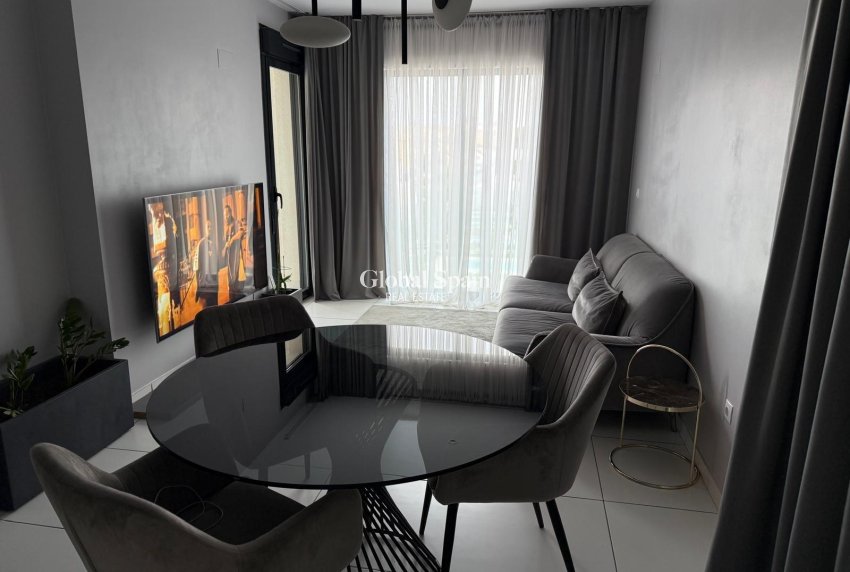 Revente - APPARTEMENT -
ORIHUELA COSTA - Las Filipinas