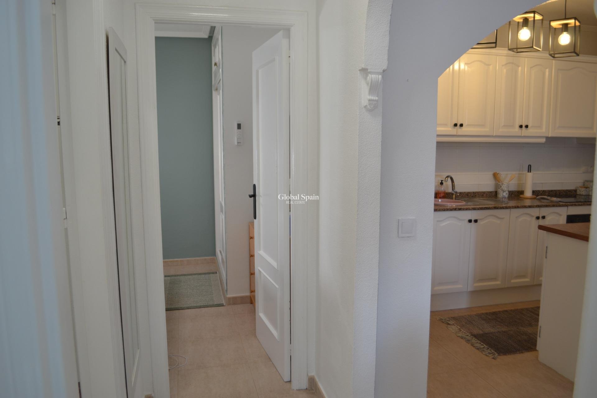 Revente - APPARTEMENT -
ORIHUELA COSTA - Las Filipinas