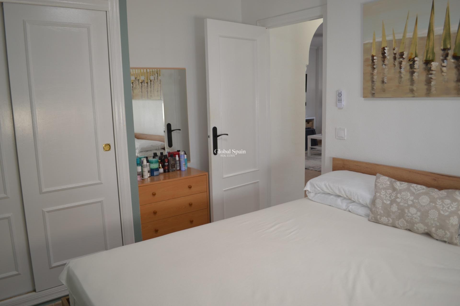 Revente - APPARTEMENT -
ORIHUELA COSTA - Las Filipinas