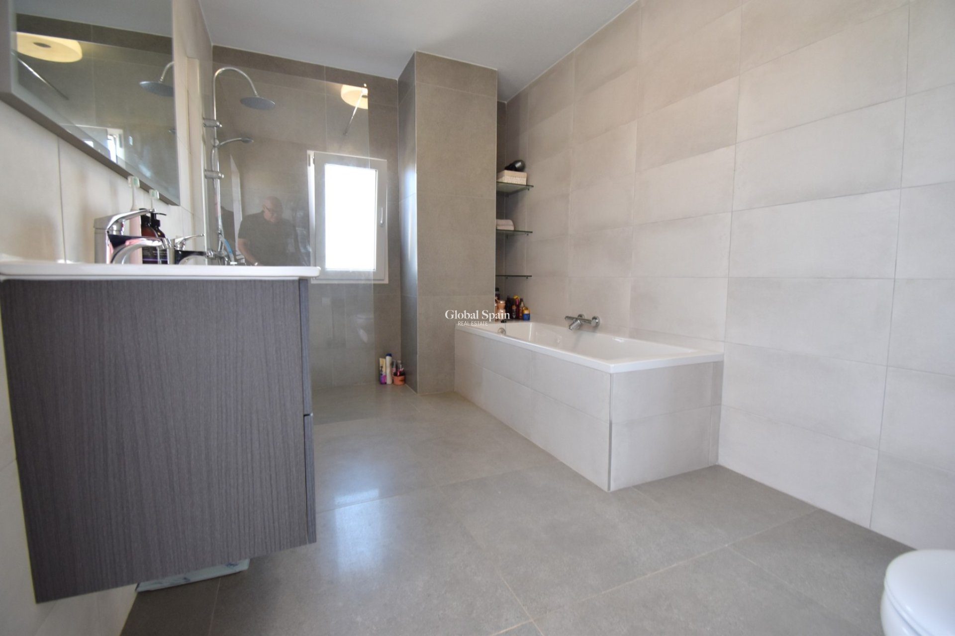 Revente - APPARTEMENT -
ORIHUELA COSTA - Las Filipinas