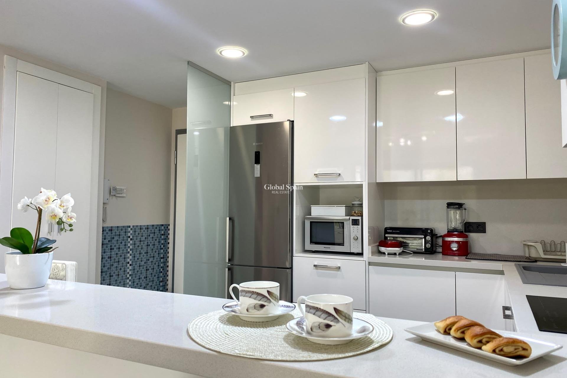 Revente - APPARTEMENT -
ORIHUELA COSTA - Las Ramblas