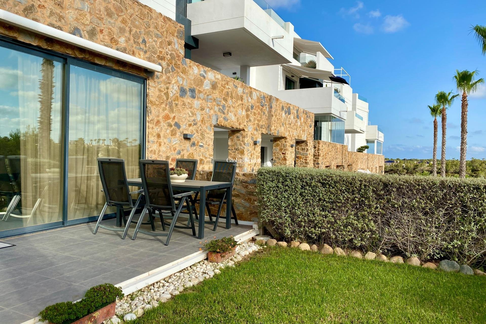 Revente - APPARTEMENT -
ORIHUELA COSTA - Las Ramblas