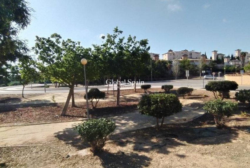 Revente - APPARTEMENT -
ORIHUELA COSTA - LOMAS CABO ROIG