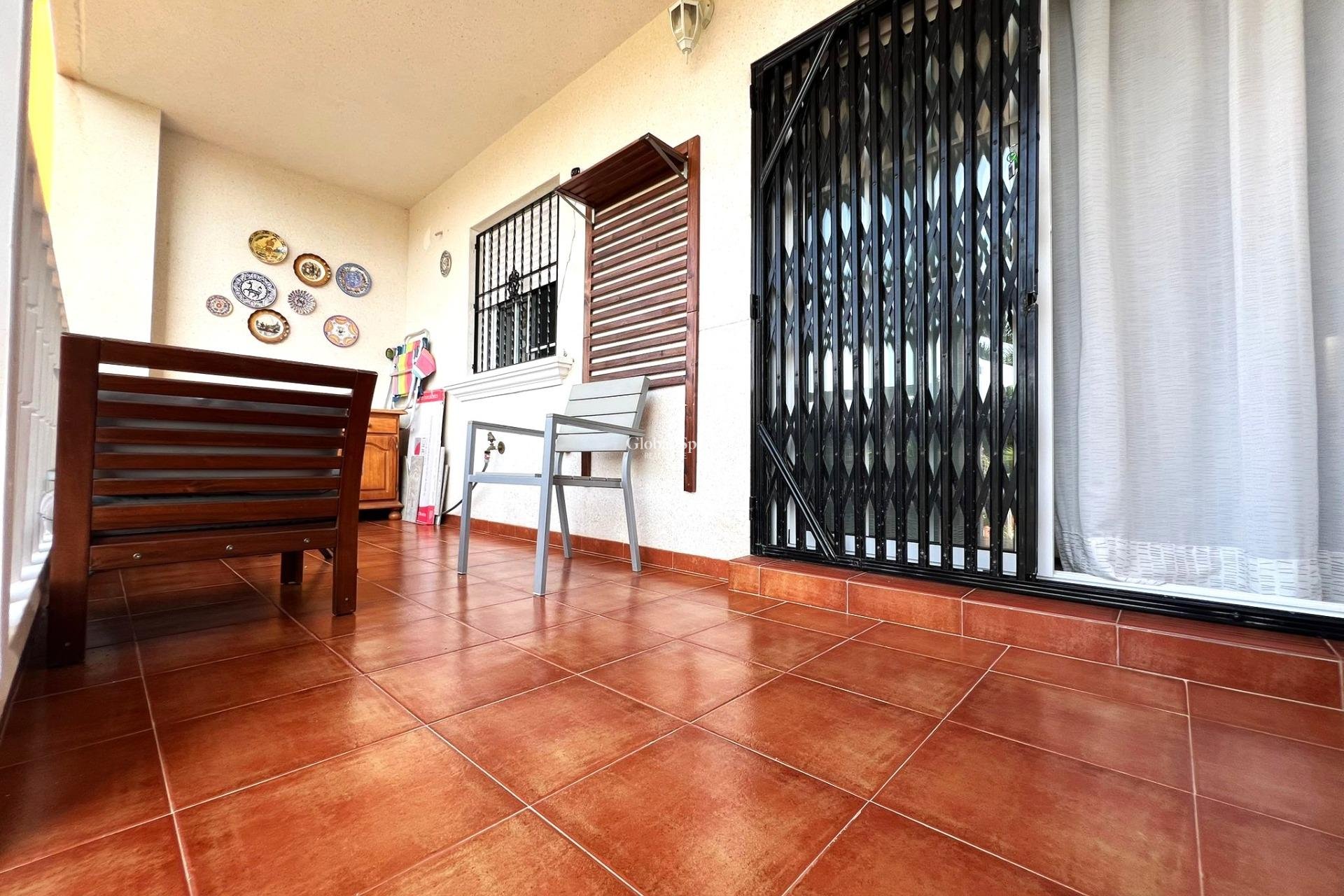 Revente - APPARTEMENT -
ORIHUELA COSTA - Lomas De Cabo Roig-los Dolses