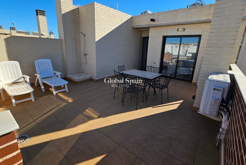 Revente - APPARTEMENT -
ORIHUELA COSTA - Lomas de Cabo Roig