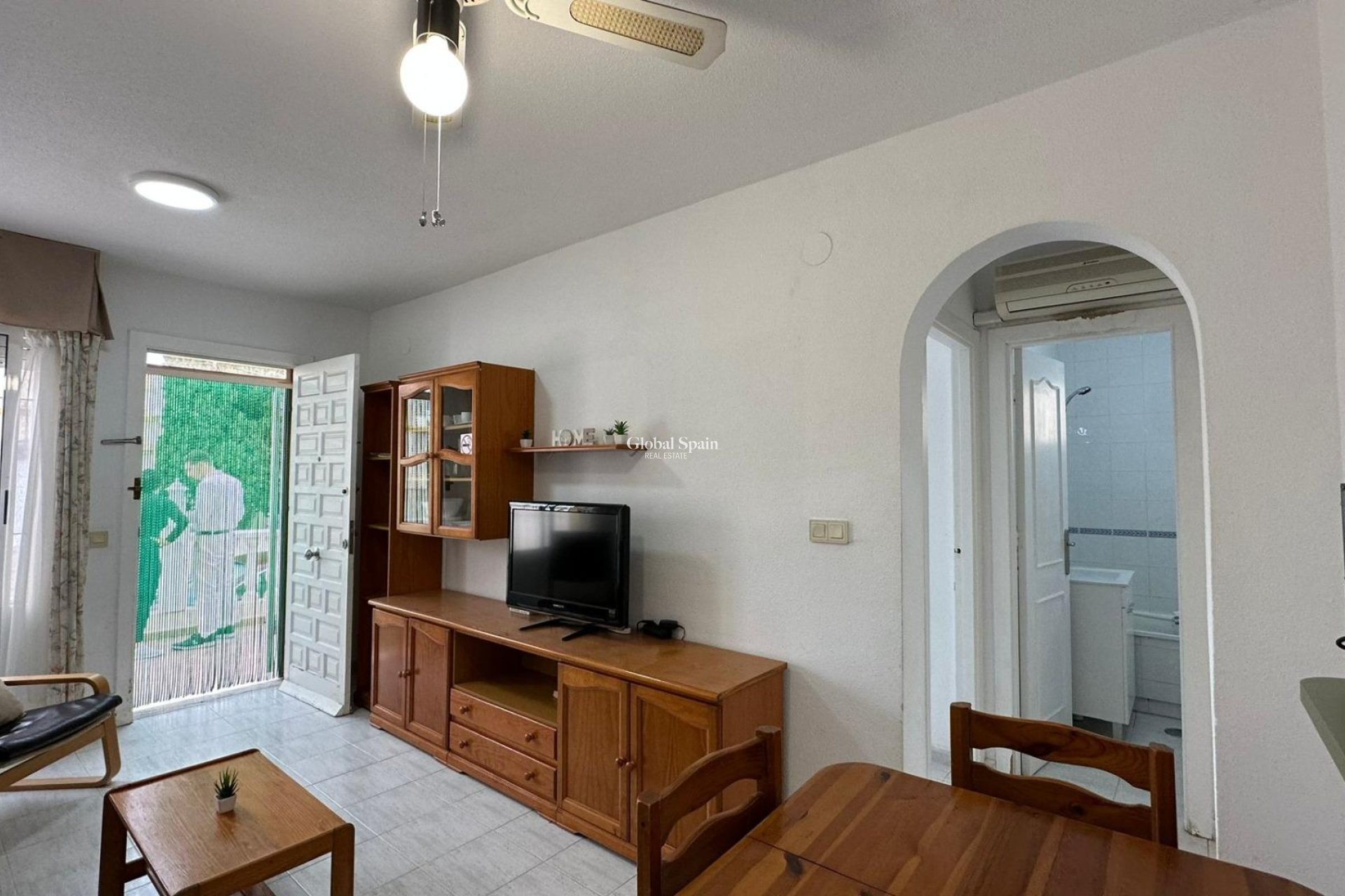 Revente - APPARTEMENT -
ORIHUELA COSTA - Los Almendros-la Florida