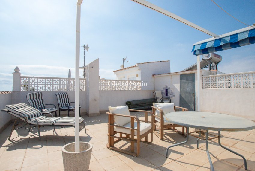 Revente - APPARTEMENT -
ORIHUELA COSTA - Los Almendros-la Florida
