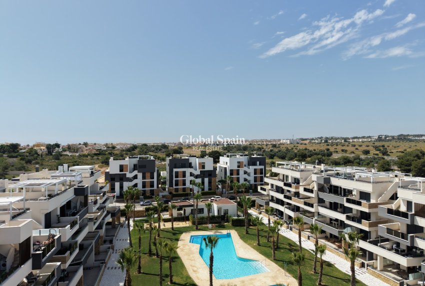 Revente - APPARTEMENT -
ORIHUELA COSTA - Los Altos