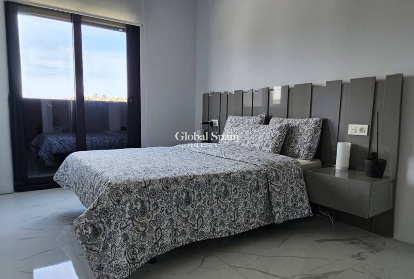 Revente - APPARTEMENT -
ORIHUELA COSTA - LOS BALCONES - LOS ALTOS