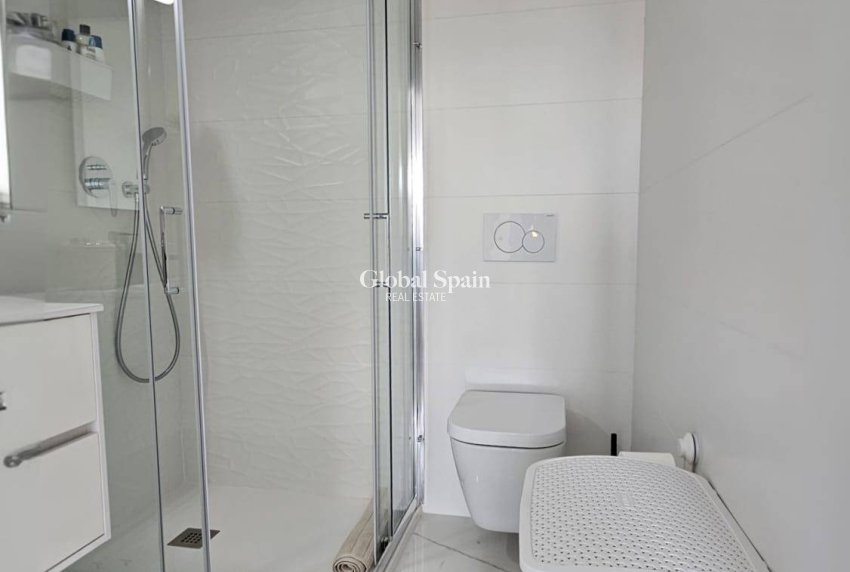 Revente - APPARTEMENT -
ORIHUELA COSTA - LOS BALCONES - LOS ALTOS