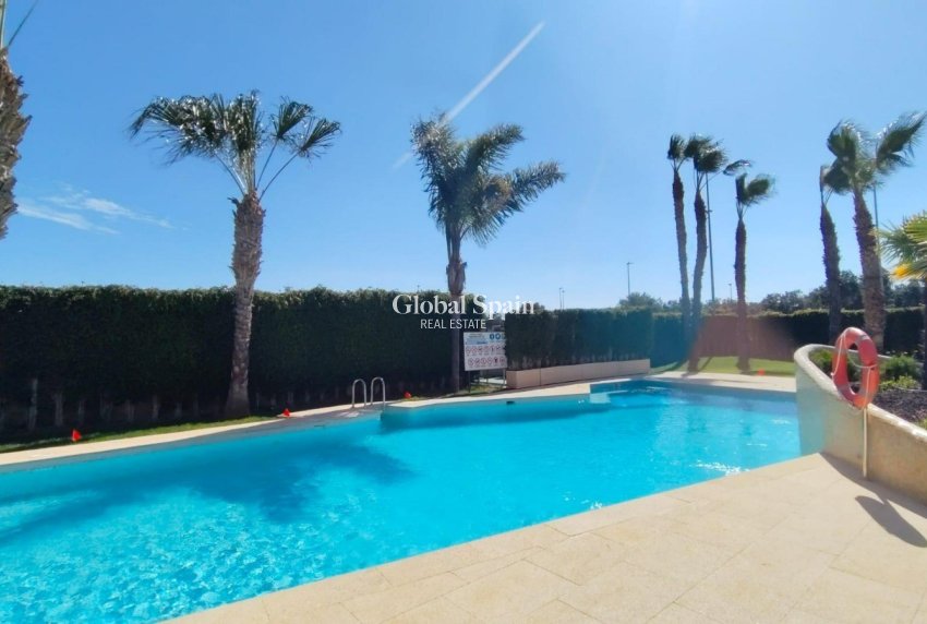 Revente - APPARTEMENT -
ORIHUELA COSTA - LOS BALCONES - LOS ALTOS